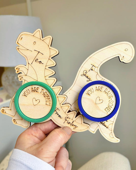 Personalised Dinosaur Gift Tag – Handmade Wooden Valentine’s & Playdough Party Favour